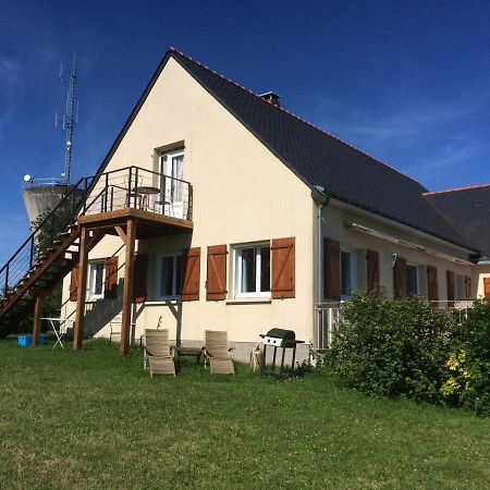 Les Petits Chenes Bed and Breakfast La Pellerine  Buitenkant foto