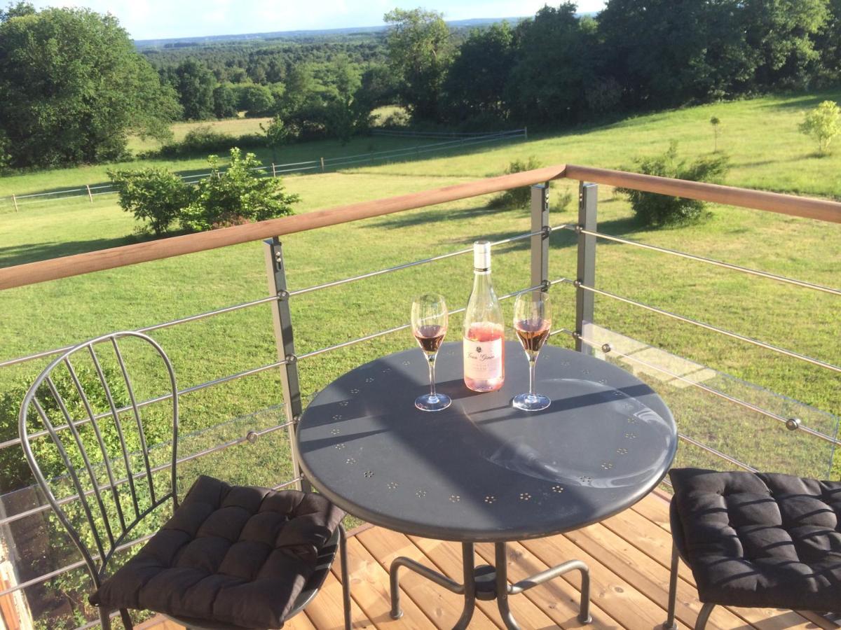 Les Petits Chenes Bed and Breakfast La Pellerine  Buitenkant foto