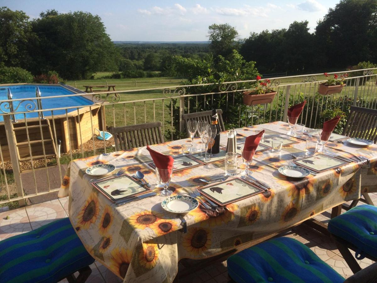 Les Petits Chenes Bed and Breakfast La Pellerine  Buitenkant foto